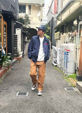 シックな色味でラフな<br>スケータースタイル