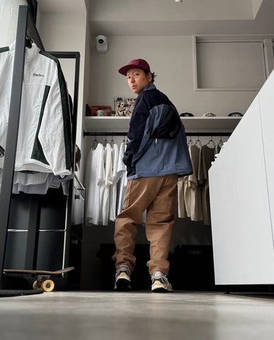 シーズンチェンジは<br>軽い素材と深い色味から