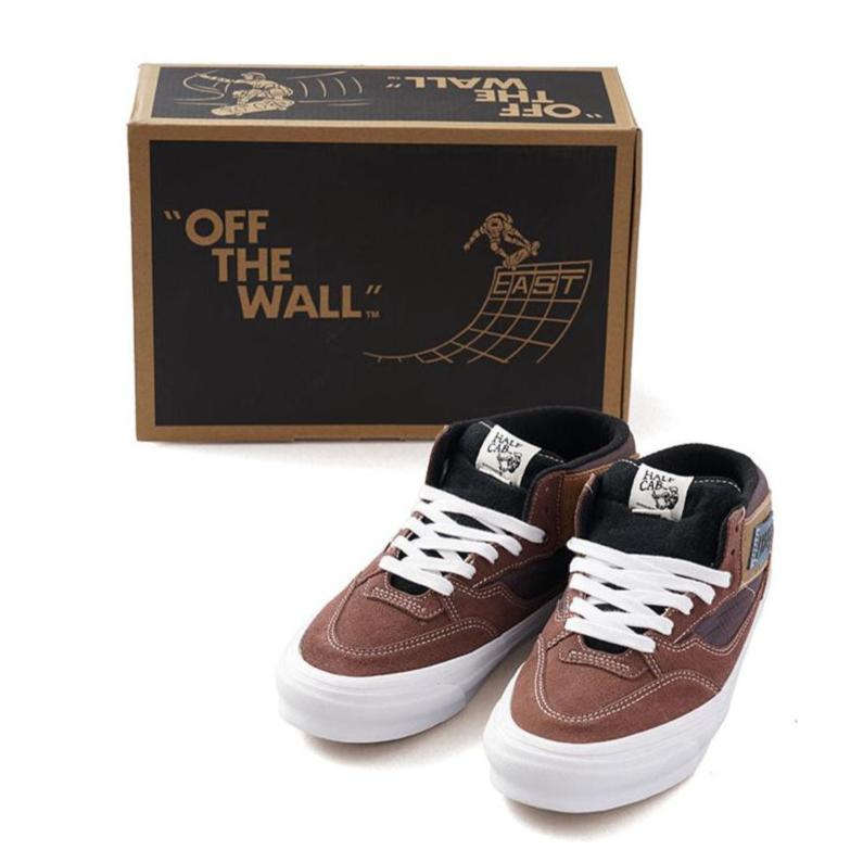 18 EAST<br>18 EAST × VANS HALF CAB OG（Brown）