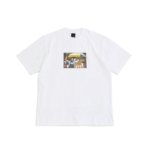 Only NY<br>Hotdog Stand Photograph T-Shirt（white）